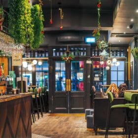 TCR Lounge Bar in London - Venue 2